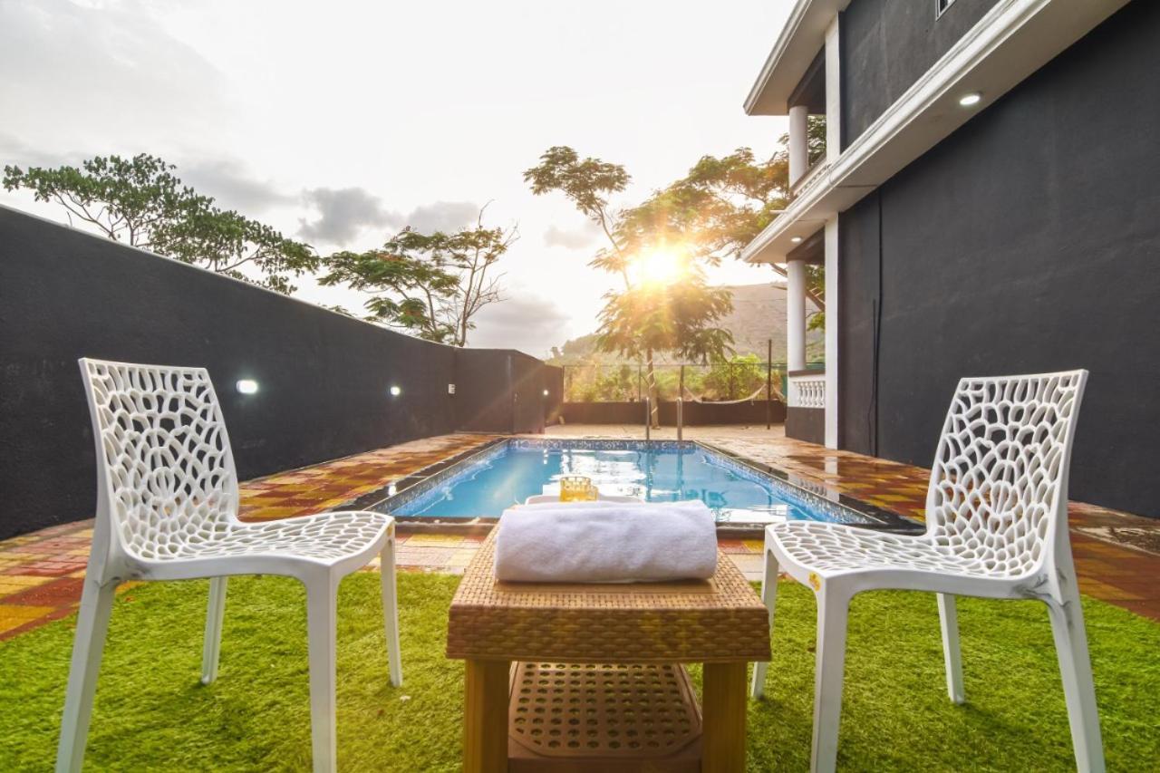 Empyrean Stay Ll 3Bhk Ll Black Horse Villa Ll Ac Ll Private Pool Ll Wifi II Lux Ll Lonavala Exterior photo